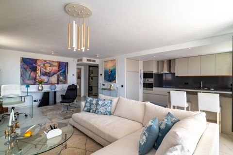 Penthouse i Estepona, Malaga, Estepona - € 1 499 000 | Ref: CRK214 - foto 11