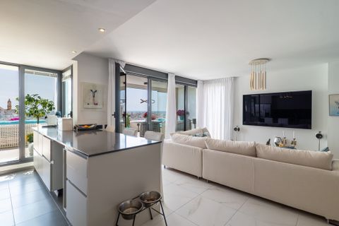 Penthouse i Estepona, Malaga, Estepona - € 1 499 000 | Ref: CRK214 - foto 15