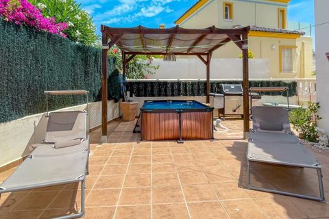 Rækkehus i Orihuela Costa, Alicante, Orihuela Costa - € 295.000 | Ref: MOVE-386/13477 - foto 10