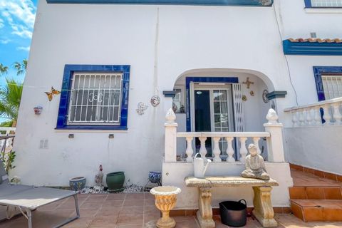 Rækkehus i Orihuela Costa, Alicante, Orihuela Costa - € 295.000 | Ref: MOVE-386/13477 - foto 15