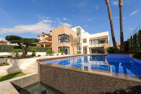 Villa i Torrevieja, Alicante, Torrevieja - € 1.630.000 | Ref: NEW-44044309-01 - foto 5