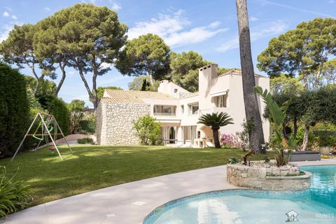 Villa i Antibes, Alpes-Maritimes, Antibes - € 5.900.000 | Ref: HH-16220293 - foto 1