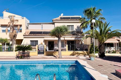 Villa i La Marina, Alicante, La Marina - € 465.000 | Ref: NP: 880 - foto 1
