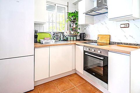 Byhus i Punta Prima, Alicante, Punta Prima - € 199.900 | Ref: 627J54451 - foto 6