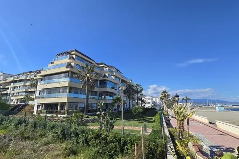 Lejlighed i Estepona, Malaga, Estepona - € 399.000 | Ref: R5037598 - foto 1
