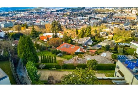 Villa i Guimaraes, Braga, Guimaraes - € 1.400.000 | Ref: F2601.141 - foto 25