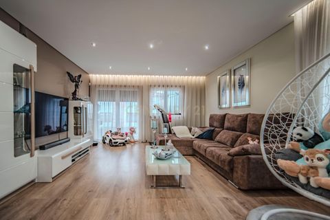 Villa i Gondomar, Porto, Gondomar - € 499.000 | Ref: C0272-02757 - foto 8