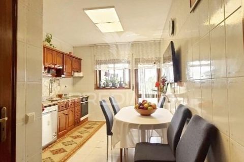 Lejlighed i Maia, Porto, Maia - € 295.500 | Ref: 061552 - foto 16
