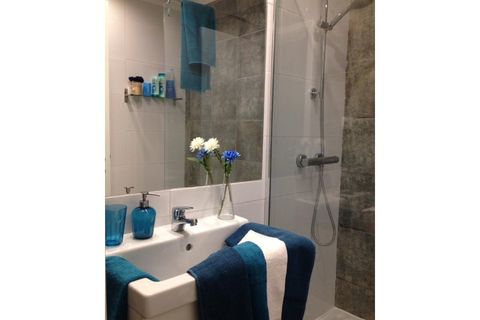 Apartament a Amadora, Lisbon, Amadora - € 500/mes | Ref: 384(25) - foto 5