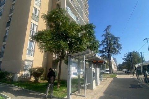 Wohnung in Avignon, Vaucluse, Avignon - € 565/Monat | Ref: EDU-069134-1559 - Foto 2