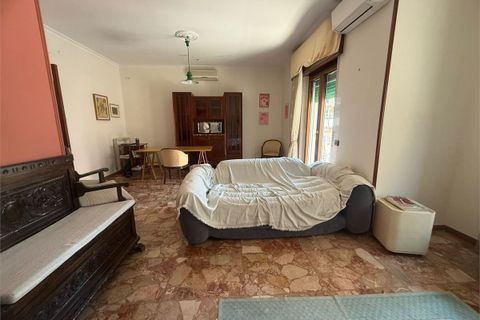 Apartament a Naples, Naples, Naples - € 1.500/mes | Ref: OMM-228 - foto 4