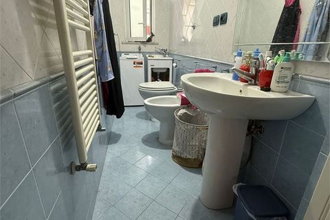 Apartament a Naples, Naples, Naples - € 1.500/mes | Ref: OMM-228 - foto 13