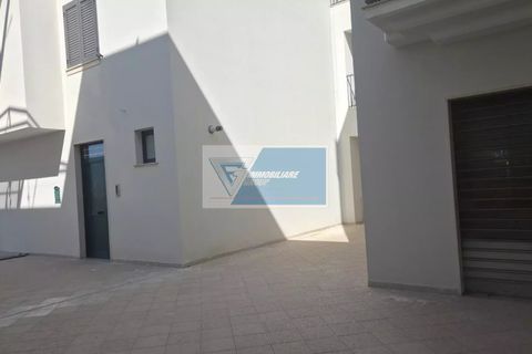 L'establiment comercial a Rosolini, Siracusa, Rosolini - € 230.000 | Ref: AV VCOM 14 - foto 4
