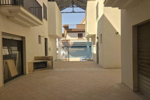 L'establiment comercial a Rosolini, Siracusa, Rosolini - € 230.000 | Ref: AV VCOM 15 - foto 6