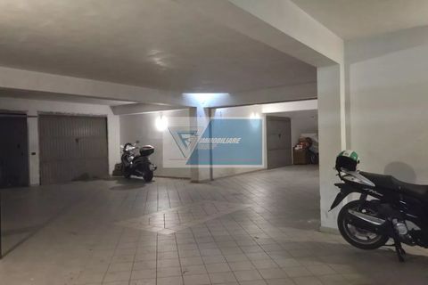 L'establiment comercial a Rosolini, Siracusa, Rosolini - € 230.000 | Ref: AV VCOM 15 - foto 7