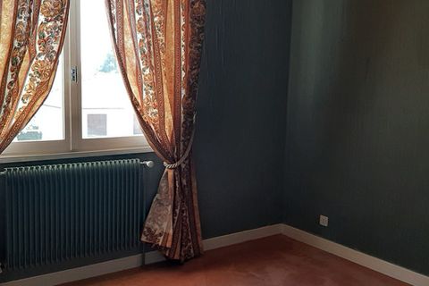 Bungalow in Gueugnon, Saone-et-Loire, Gueugnon - € 87.000 | Ref: 830037504970 - foto 5