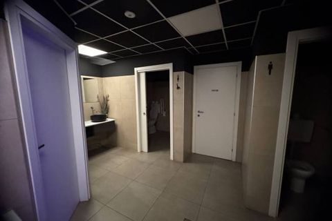 L'establiment comercial a Gallarate, Varese, Gallarate - € 2.700/mes | Ref: 495 - foto 17