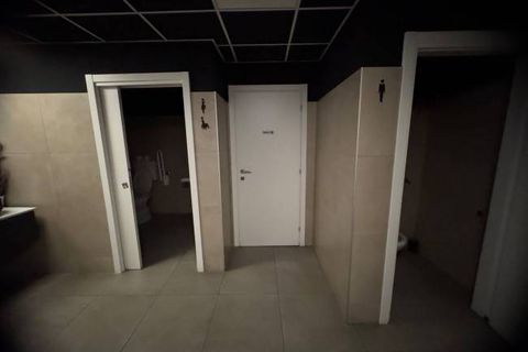 L'establiment comercial a Gallarate, Varese, Gallarate - € 2.700/mes | Ref: 495 - foto 18
