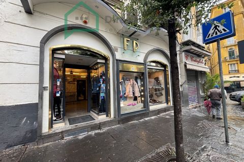 Erhvervsejendom i Naples, Naples, Naples - € 310.000 | Ref: CORSO GARIBALDI - foto 2