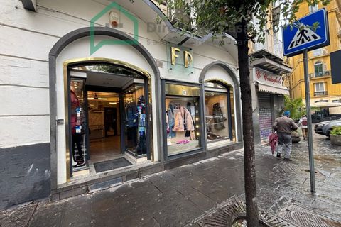 Erhvervsejendom i Naples, Naples, Naples - € 310.000 | Ref: CORSO GARIBALDI - foto 3