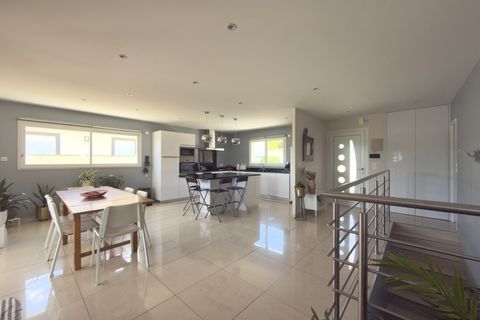 Villa a Le Cendre, Puy-de-Dome, Le Cendre - € 420.000 | Ref: 830034358379 - foto 9