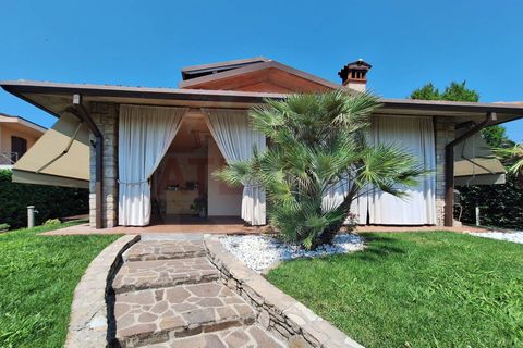 Villa i Chiari, Brescia, Chiari - € 590.000 | Ref: Chiari590 - foto 2