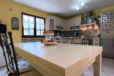 Byhus i Carrara, Massa and Carrara, Carrara - € 165.000 | Ref: 3740 - foto 7