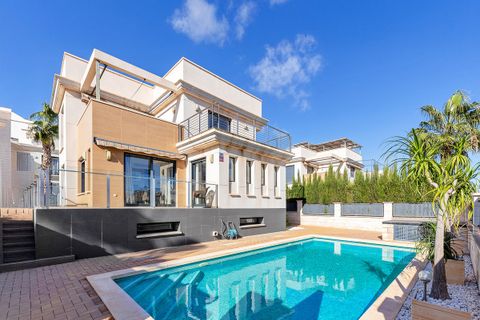 Villa i La Zenia, Alicante, La Zenia - € 895.000 | Ref: CSPX-74713 - foto 2