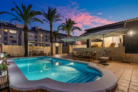 Villa a Punta Prima, Alicante, Punta Prima - € 656.000 | Ref: CSPX-38414 - foto 35