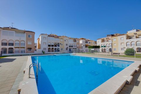 Bungalow i Torrevieja, Alicante, Torrevieja - € 149.900 | Ref: 787317 - foto 19