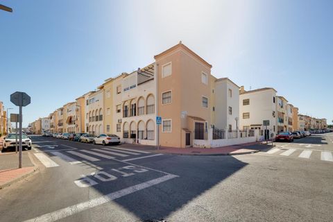 Bungalow i Torrevieja, Alicante, Torrevieja - € 149.900 | Ref: 787317 - foto 28
