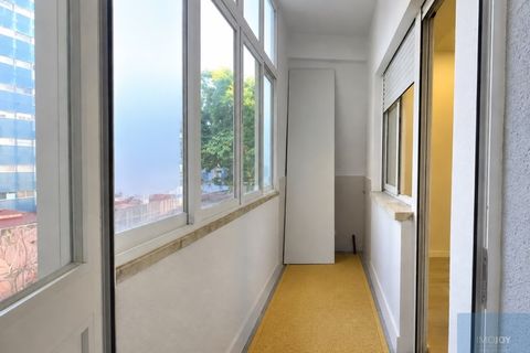 Lejlighed i Amadora, Lisbon, Amadora - € 255.000 | Ref: APTHS059 - foto 9