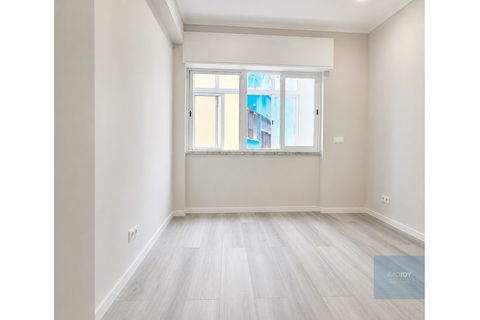 Lejlighed i Amadora, Lisbon, Amadora - € 255.000 | Ref: APTHS059 - foto 14