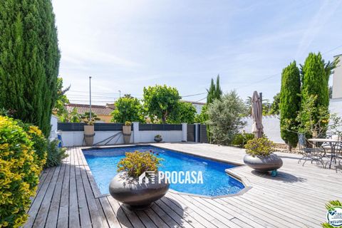 Villa a Empuriabrava, Gerona - foto 3