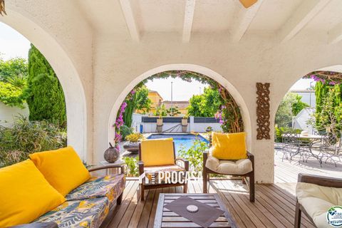 Villa a Empuriabrava, Gerona - foto 4