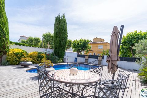 Villa a Empuriabrava, Gerona, Empuriabrava - € 569.000 | Ref: 4350 - foto 25