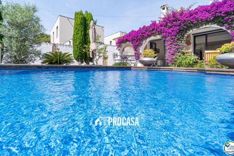 Villa a Empuriabrava, Gerona, Empuriabrava - € 569.000 | Ref: 4350 - foto 34