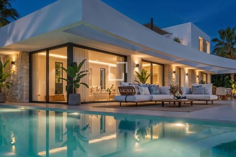 Villa i Calpe, Alicante, Calpe - € 1 360 000 | Ref: ALT70901 - foto 11