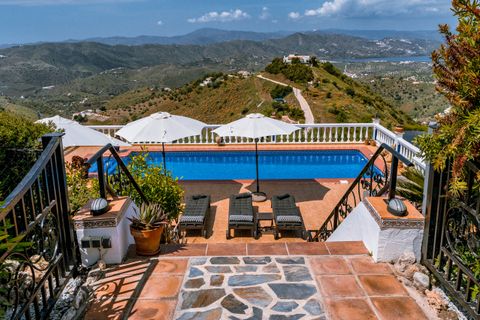 Villa in Canillas De Aceituno, Malaga - foto 2
