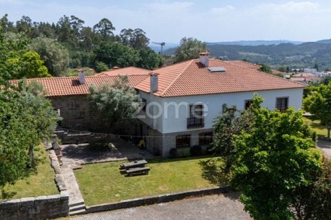 Villa i Fafe, Braga, Fafe - € 1.800.000 | Ref: ZMPT590576 - foto 1