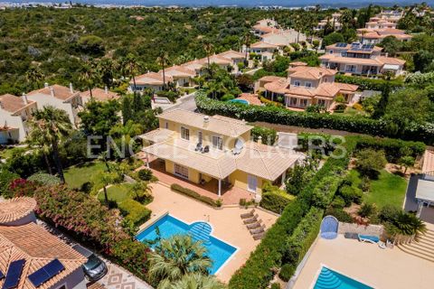 Villa i Lagoa, Faro, Lagoa - € 1.299.000 | Ref: W-048SYM - foto 45