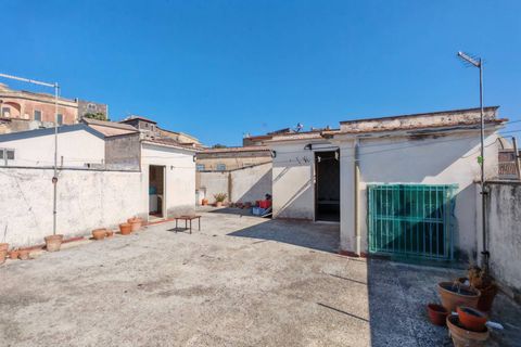 Villa a Paterno, Catania, Paterno - € 95.000 | Ref: 647 - foto 32
