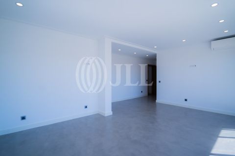 Villa i Quarteira, Faro, Quarteira - € 1.795.000 | Ref: 85380 - foto 11