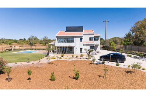 Villa i Quarteira, Faro, Quarteira - € 1.795.000 | Ref: 85380 - foto 27