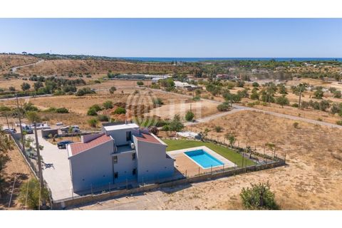 Villa i Quarteira, Faro, Quarteira - € 1.795.000 | Ref: 85380 - foto 32
