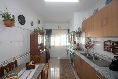 Wohnung in Alenquer, Lisbon, Alenquer - € 250.000 | Ref: A-31160 - Foto 16