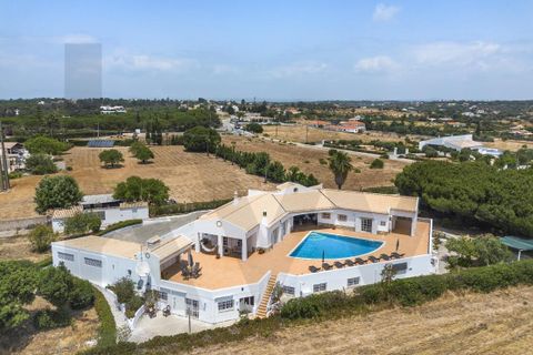 Villa i Carvoeiro, Faro, Carvoeiro - € 1.400.000 | Ref: KWPT-032875 - foto 2