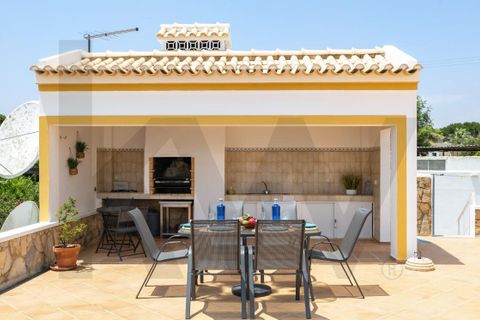 Villa i Carvoeiro, Faro, Carvoeiro - € 1.400.000 | Ref: KWPT-032875 - foto 7