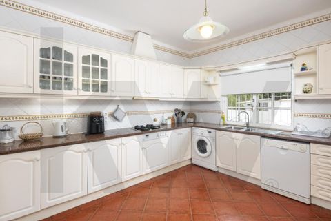 Villa i Carvoeiro, Faro, Carvoeiro - € 1.400.000 | Ref: KWPT-032875 - foto 18