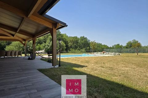 Villa i Tarbes, Hautes-Pyrenees, Tarbes - € 522.000 | Ref: 825 - foto 32